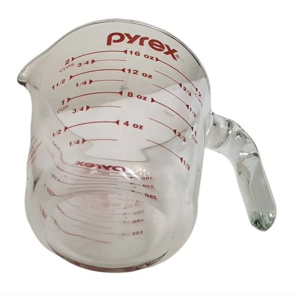 Pyrex 1-Pint Measuring Cup - Picture 5 of 5